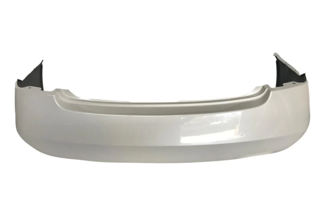 2006 Nissan Altima : Rear Bumper Painted