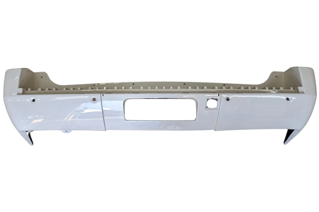 2007-2014 GMC Yukon : Rear Bumper Painted (Denali/SLE/SLT Models) - Image 5
