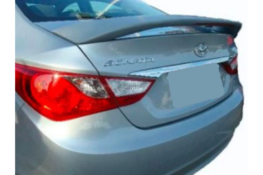 2013 Hyundai Sonata : Spoiler Painted - Image 2