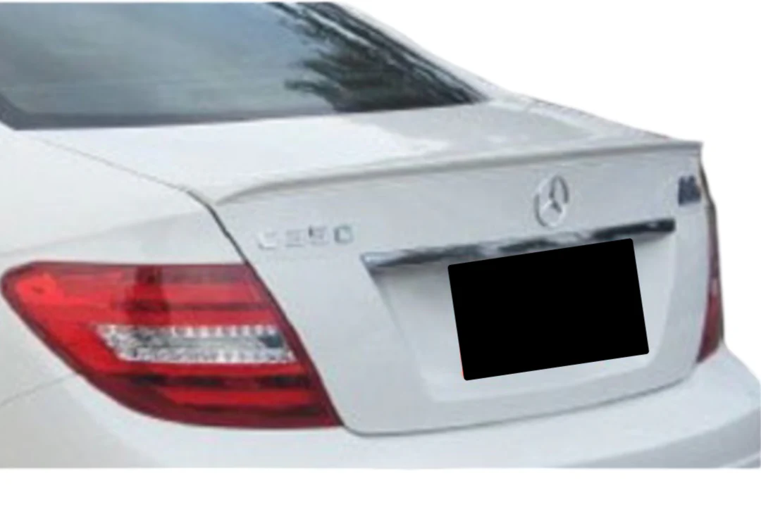 2013 Mercedes-Benz C Class : Spoiler Painted - Image 3