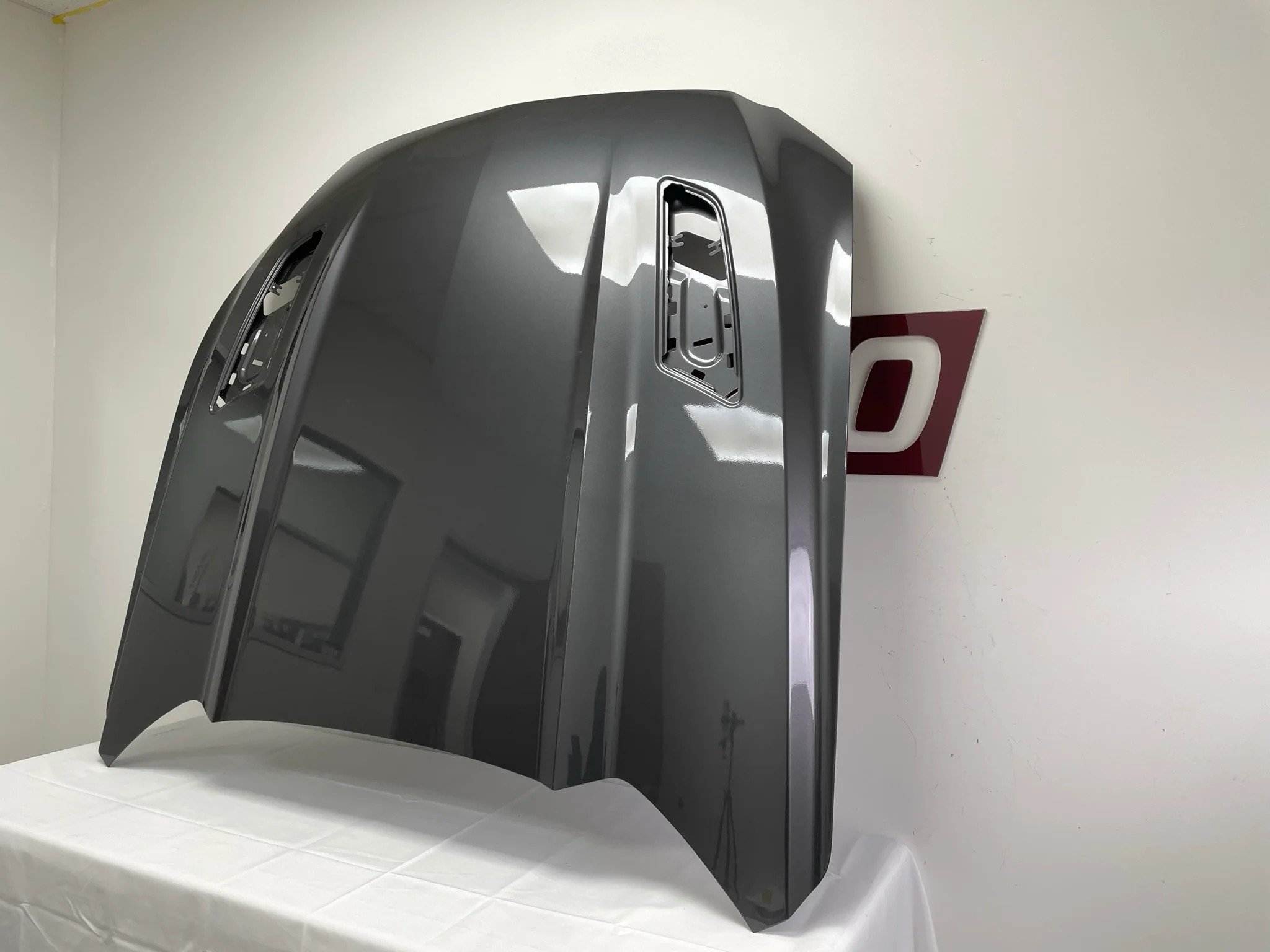 2015-2017 Ford Mustang : Hood Painted (WITH: Scoop Option) - Image 3