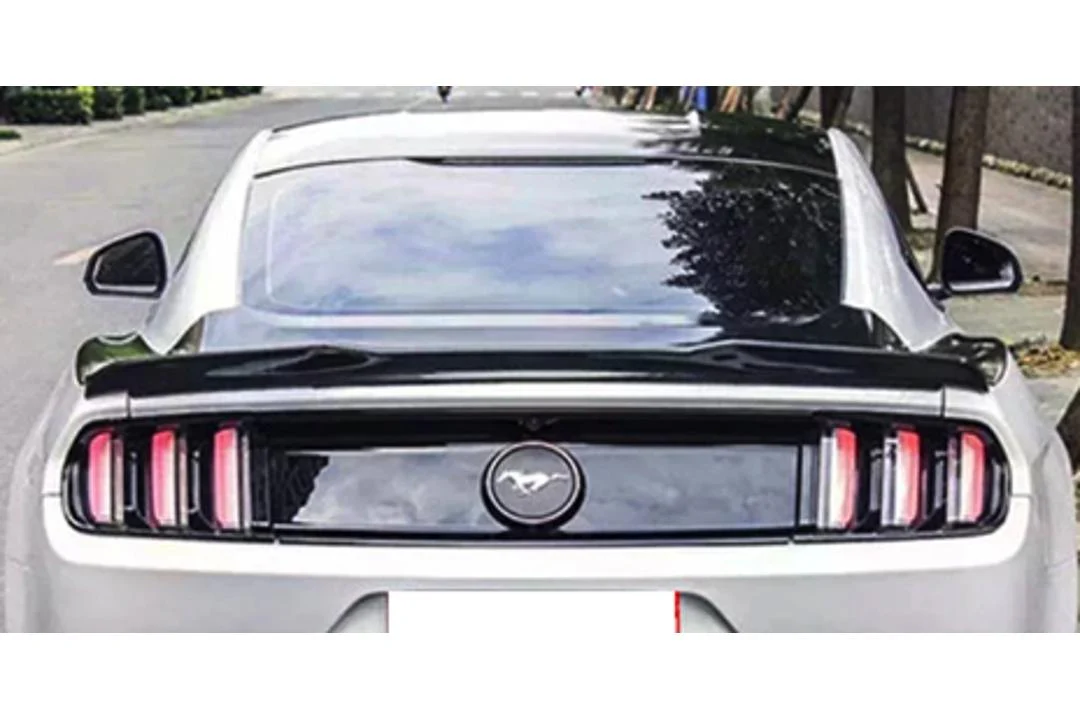 2017 Ford Mustang : Spoiler Painted - Image 3