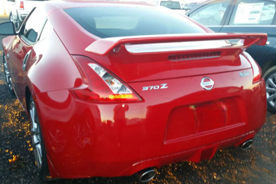 2018 Nissan 370Z : Spoiler Painted - Image 3